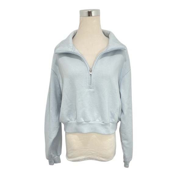 Hollister Tops - Hollister Easy Mini Half-Zip Sweatshirt Light Blue Cropped Long Sleeve Size Med